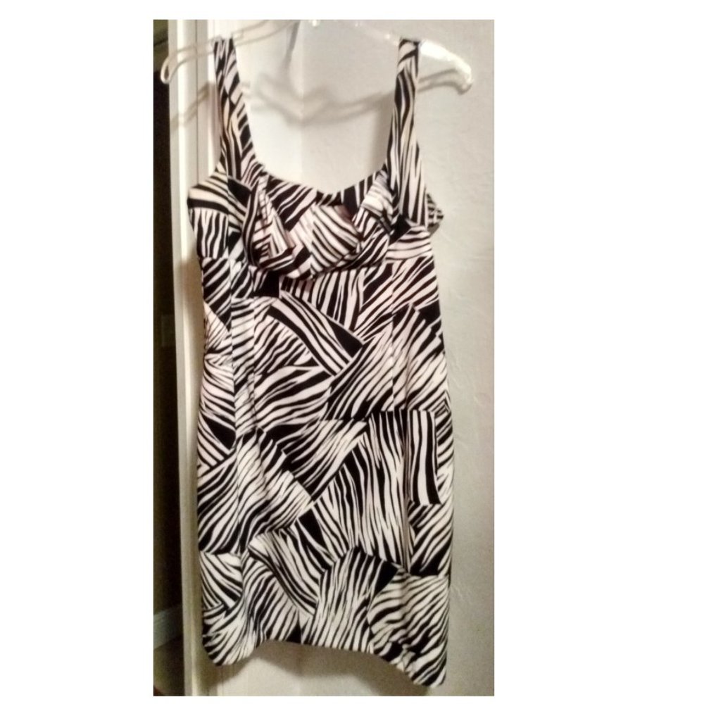 Classic White and Black sundress.